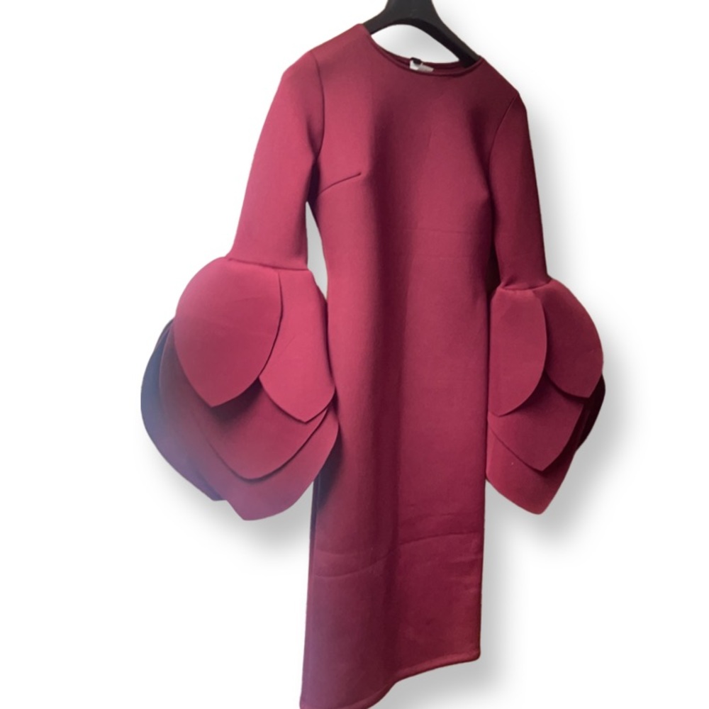 RED TULIP SLEEVE SCUBA DRESS **snow storm sale** - Picture 3 of 6